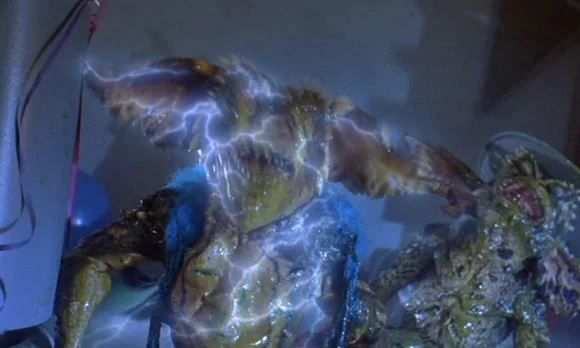“Gremlins 2”: Gremlins Melt to Death