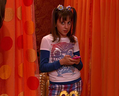 Allisyn Ashley Arm as Zora
