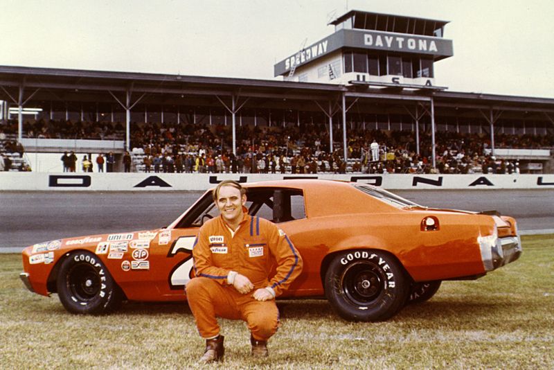 Benny Parsons achieves 285 Top-Tens.
