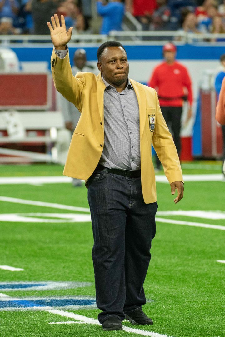 36. Barry Sanders
