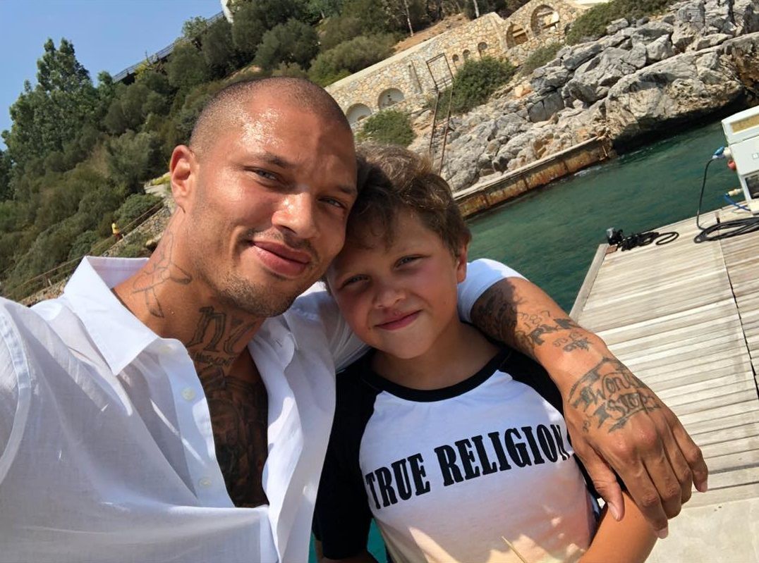 Loves Fatherhood