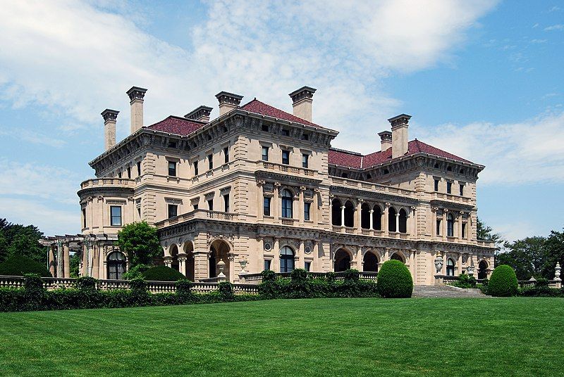  Rhode Island — Newport Mansions Loop 