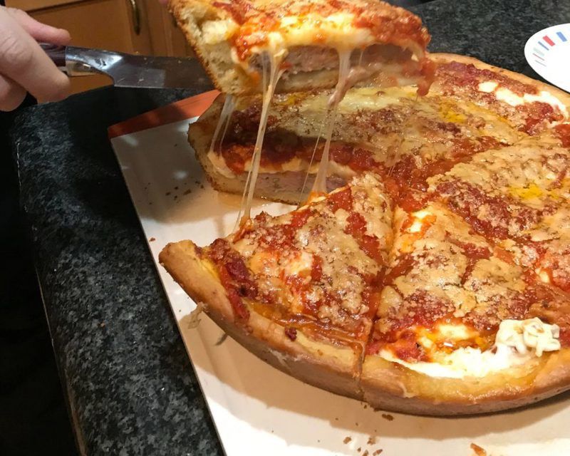Illinois loves deep dish pizza