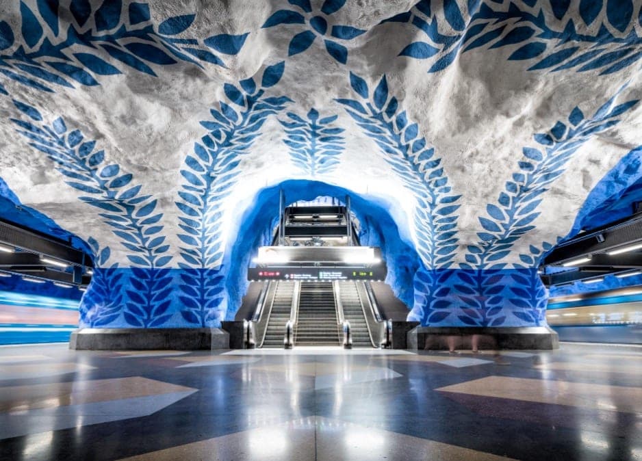 Artistic subways