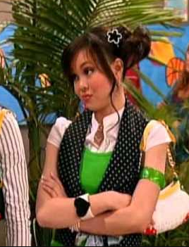 Anna Maria Perez de Tagle as Ashley Dewitt