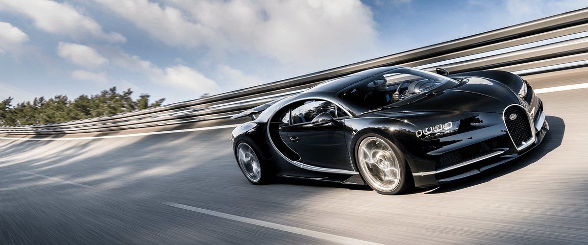 Bugatti Chiron - 261 MPH