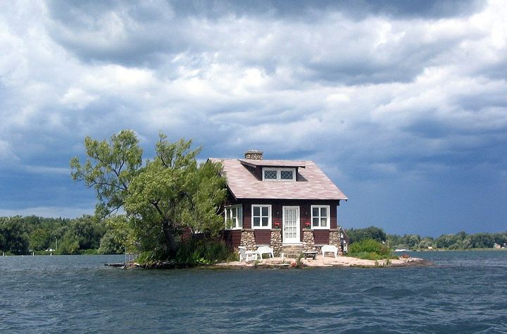 Tiny Island, Tiny House, Big Risk