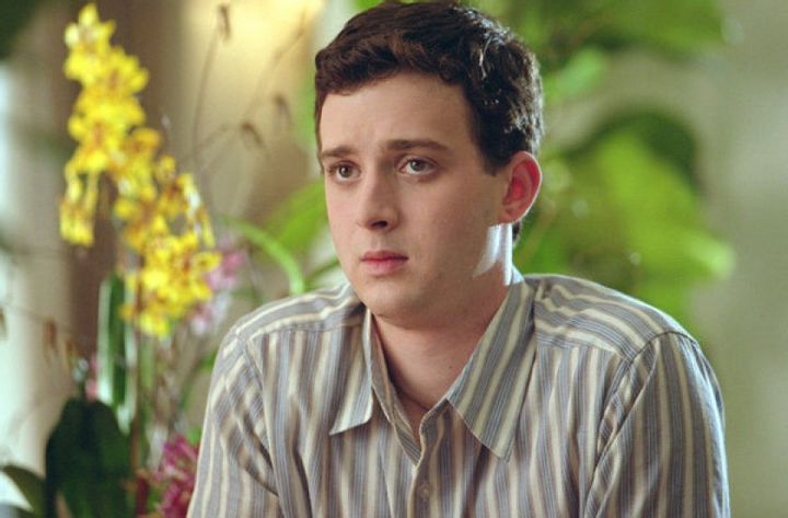 Eddie Kaye Thomas as Paul Finch