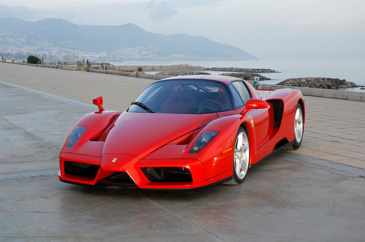 Ferrari Enzo - 221 MPH