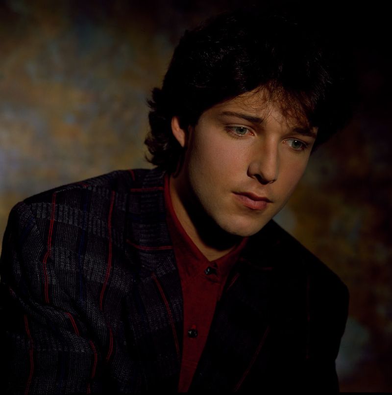 George Newbern is Payne McIlroy.