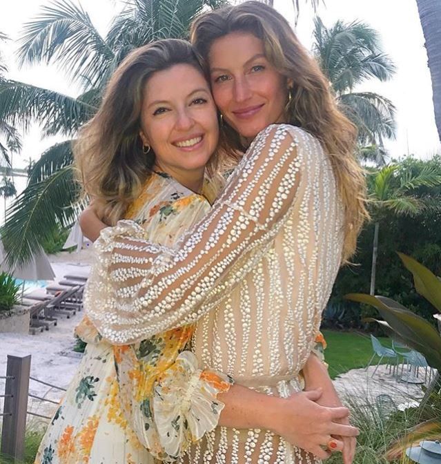 Gisele and Patricia Bündchen
