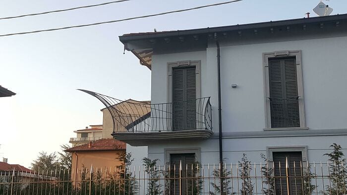 Dali’s Balcony
