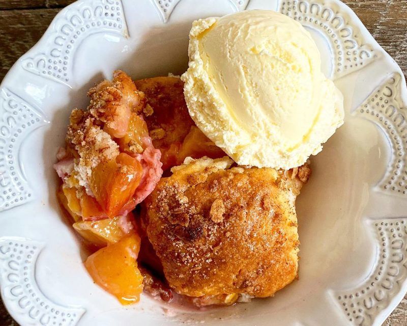 Georgia's Delightful Summer Peach Cobbler