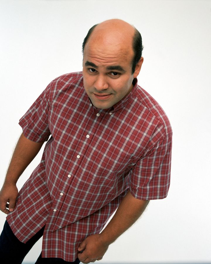 Ian Gomez as Larry Almada