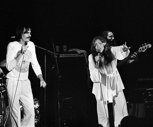 Carly Simon and James Taylor (1972)