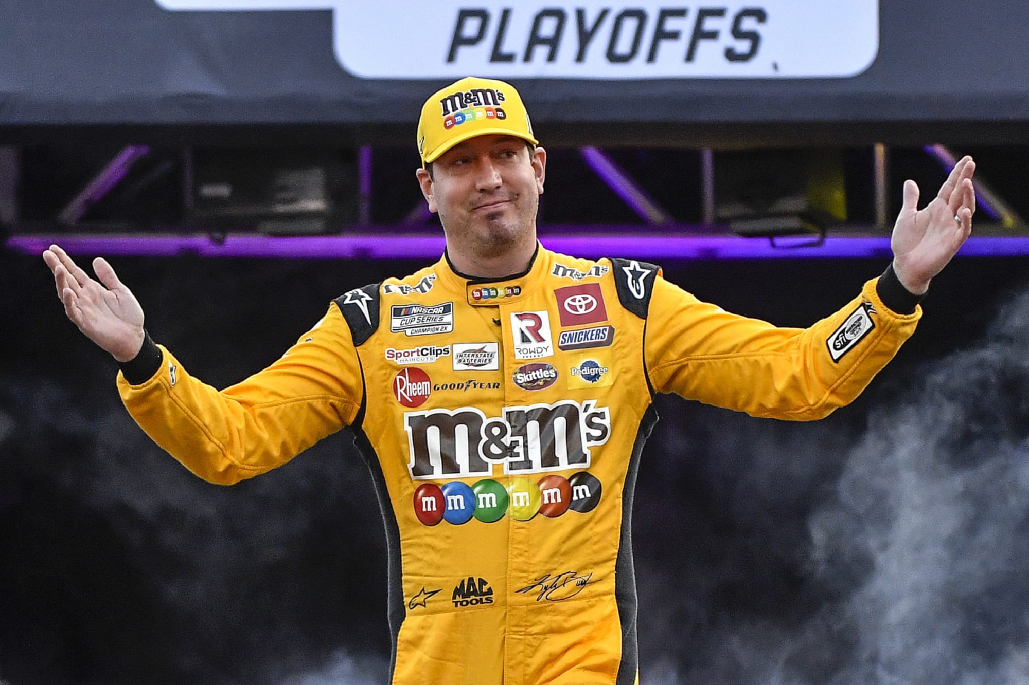 Kyle Busch Makes More Than $16,000,000 A Year!