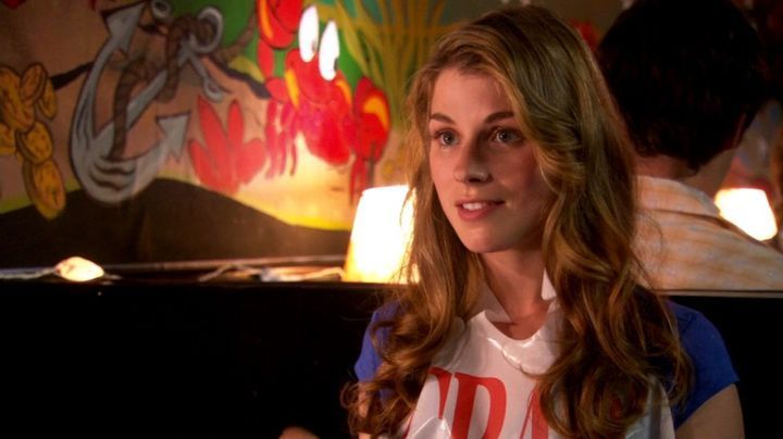 Meghan Heffern as Ashley