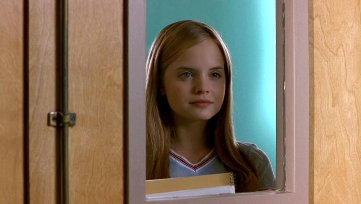 Mena Suvari as Heather