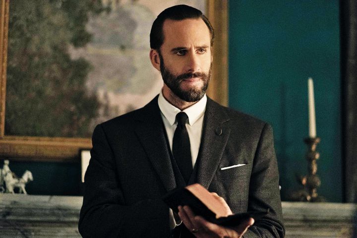 Joseph Fiennes as Fred Waterford