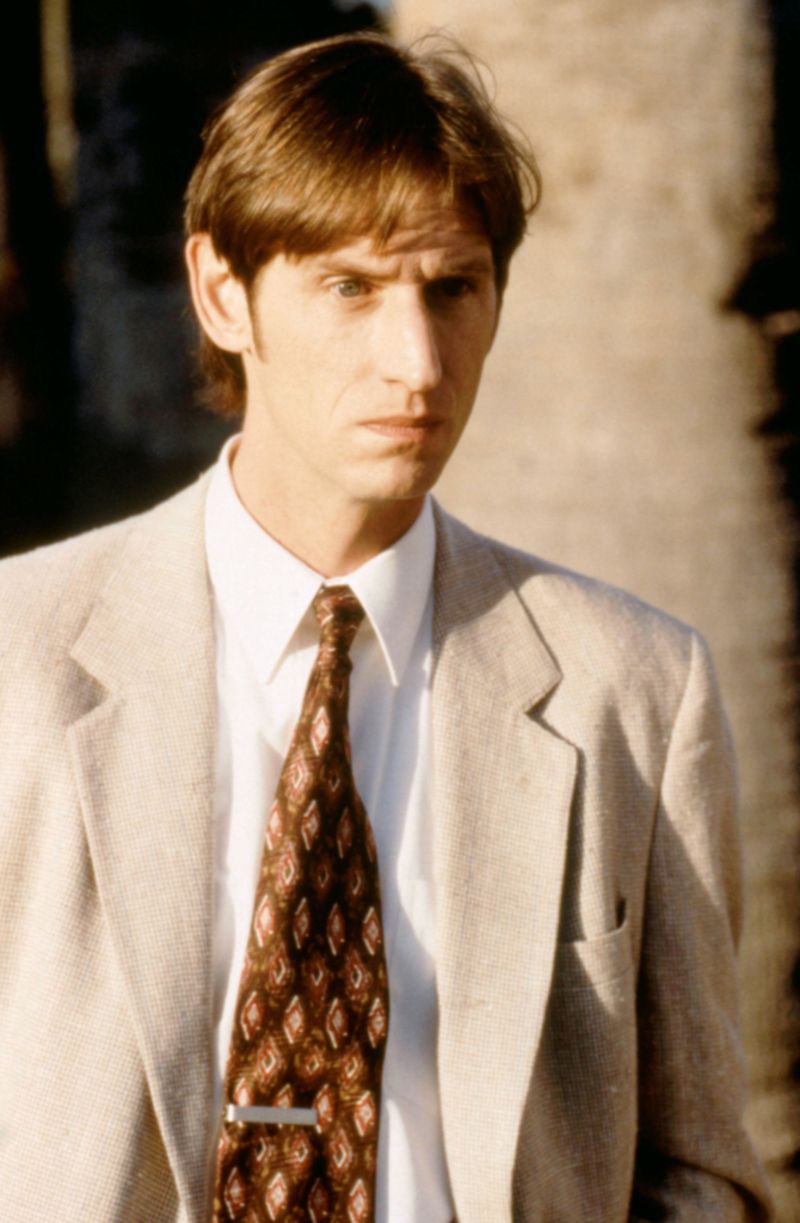 Ray McKinnon as Dwayne Dobber