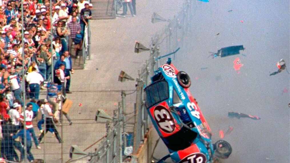 Richard Petty Lost his Vision from a Crash in 1988