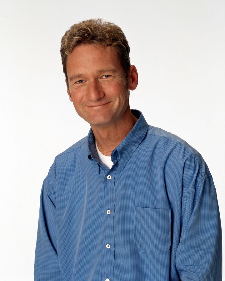 Ryan Stiles as Lewis Kiniski