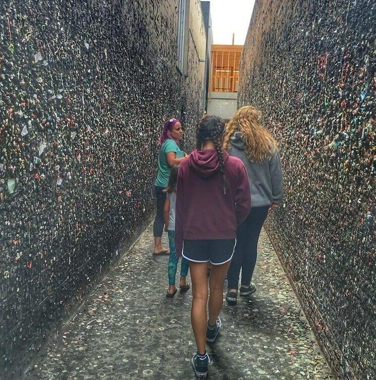 San Luis Obispo's Sticky Bubblegum Alley