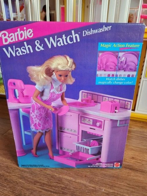 Washing Dishes Barbie