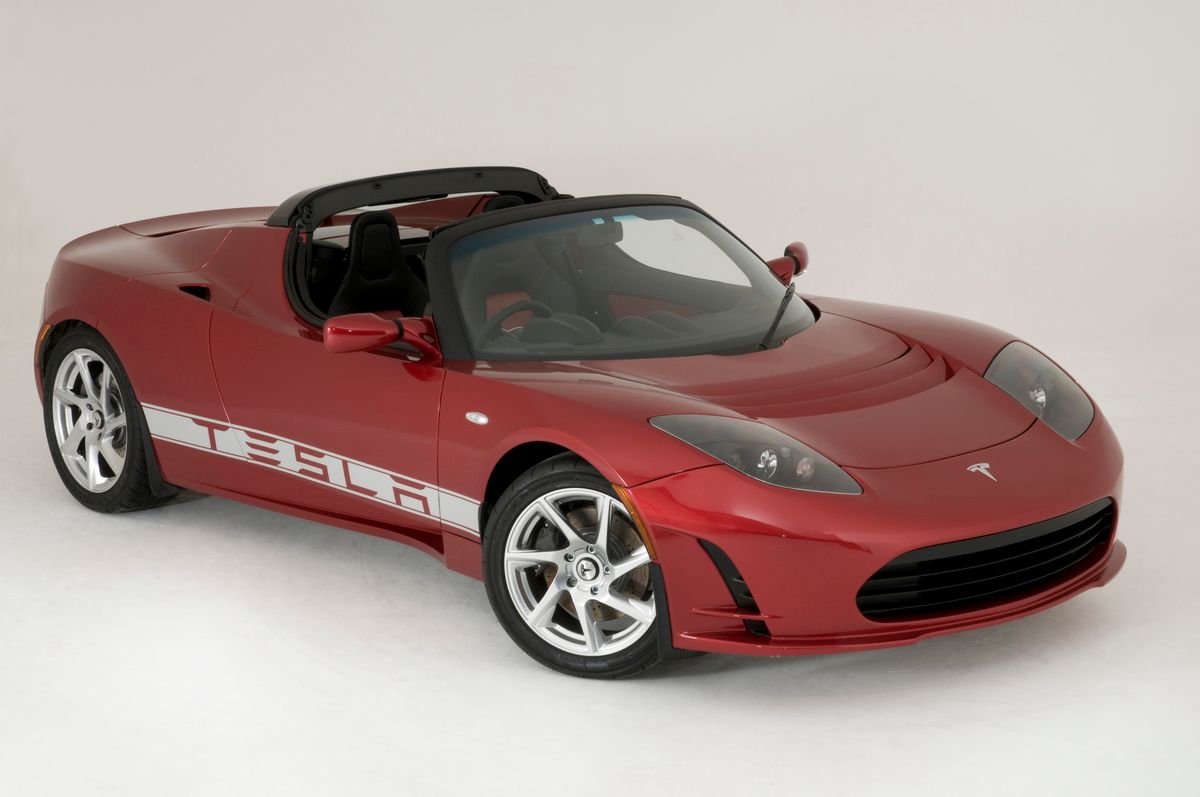 Tesla Roadster - 250 MPH