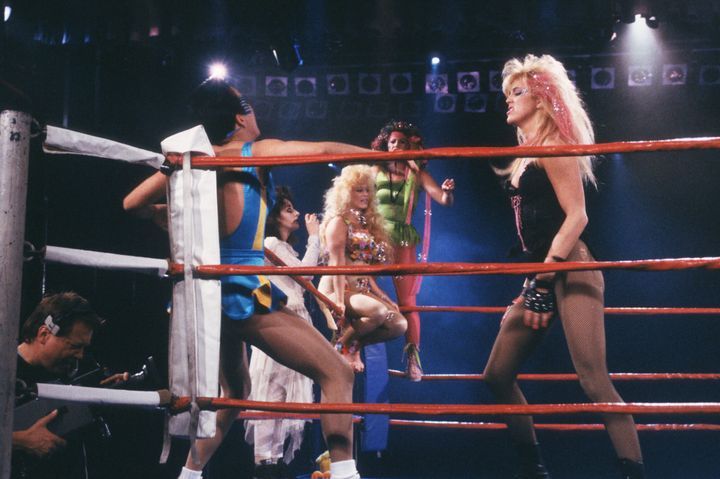 Breaking In: Aerial Moves and Fame