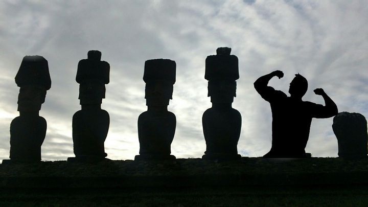 The Walking Statues