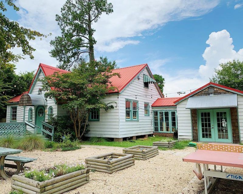 Hambone offers variety of southern dishes.