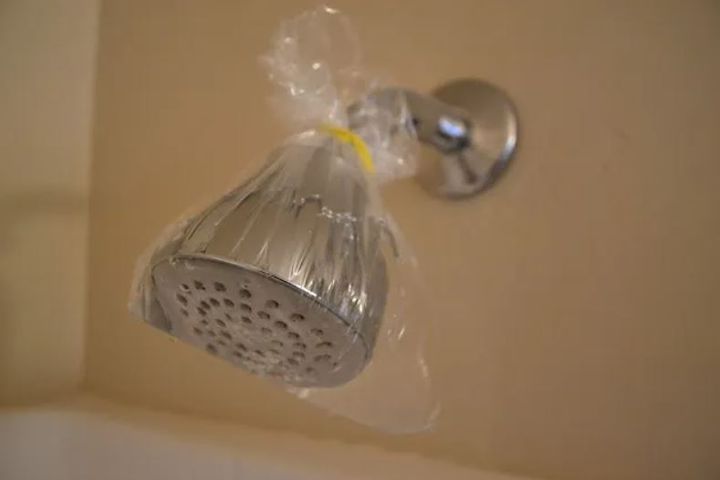 Unclogging Shower Head: 3 Items Needed