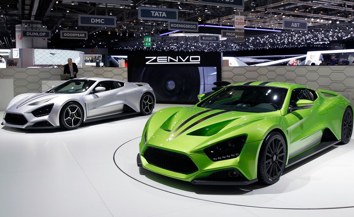 Zenvo ST1  - 233 MPH
