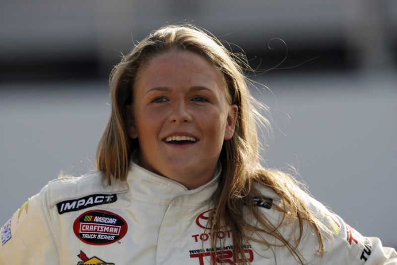 Chrissy Wallace excels at Hickory Motor Speedway