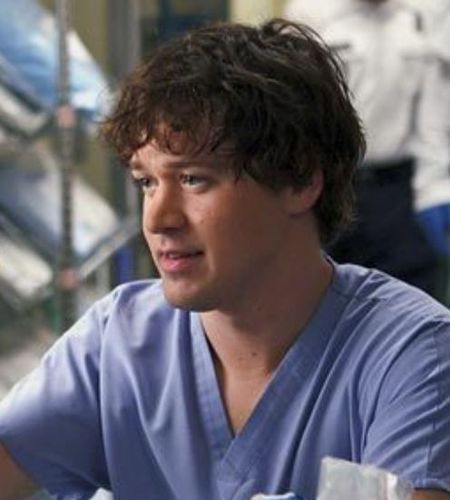 T.R. Knight on Grey’s Anatomy